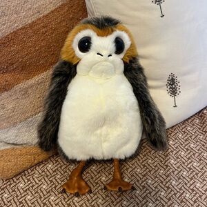 Porg Puffin puppet from Star Wars